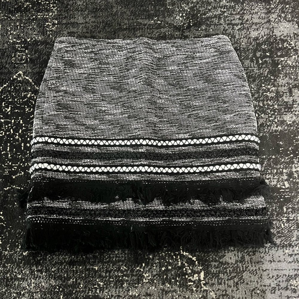 HM Tweed skirt